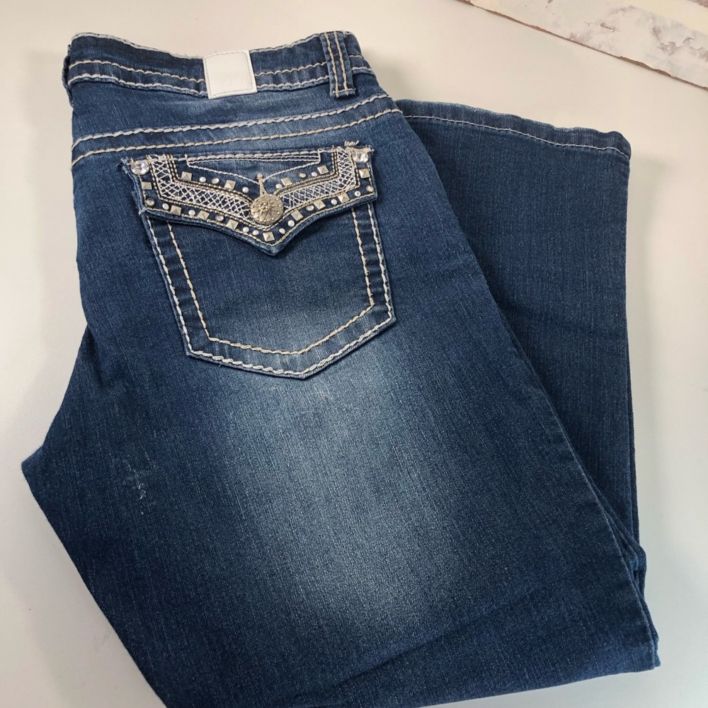 Women’s Capris Jeans Size 7/8 Maurices Cropped Jeans